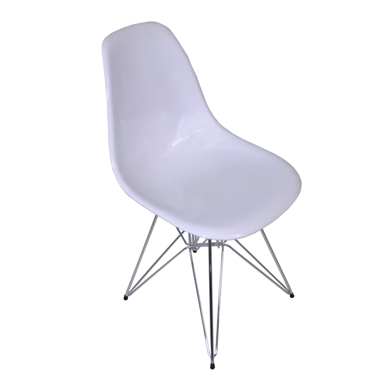 Cadeira Charles Eames H 0.80 x L 0.48 x P 0